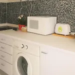 Da Rocha 1 Bedroom With Balcony *