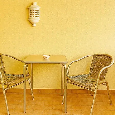 Da Rocha 1 Bedroom With Balcony *